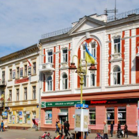 На Вічевому майдані планують приватизувати нежитлове приміщення площею 60 м кв